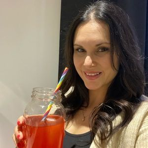 Meet your Posher, Karina